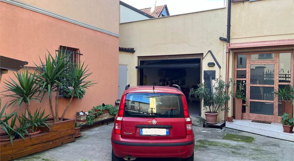 cortile esclusivo