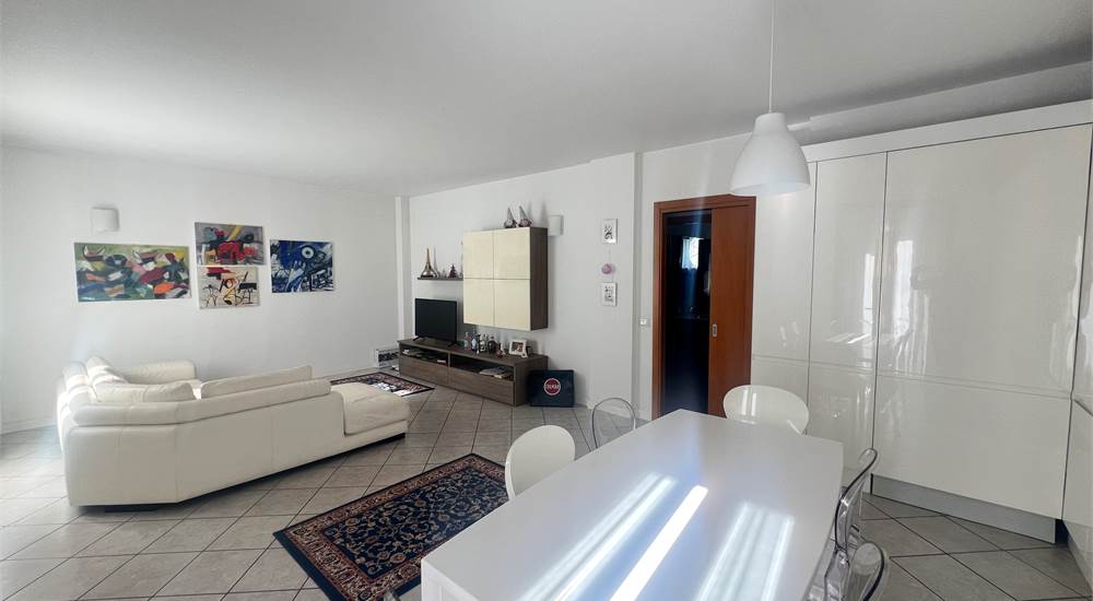 SOGGIORNO/CUCINA