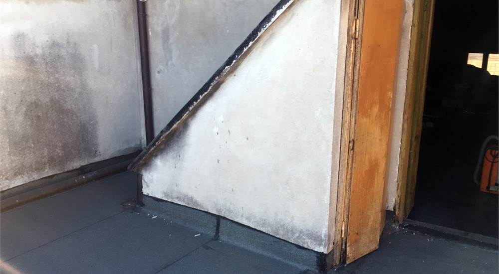 ACCESSO AL TERRAZZO E SOLAIO