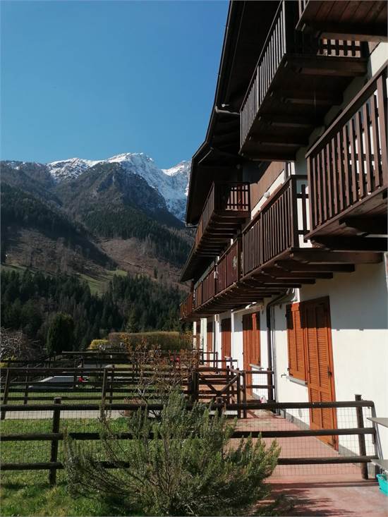 VISTA RESIDENCE